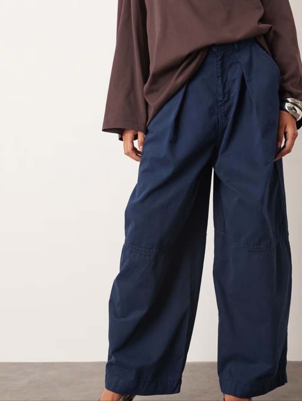 ARRANGE Remi Casual Twill Barrel Pants in Navy Size 8